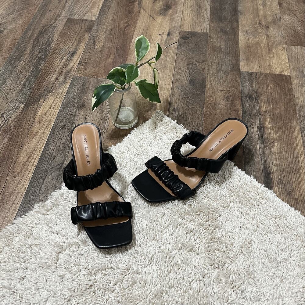 Sincerely Jules Size 6.5 Black Leather Ruched Strap Katie Block Heel Sandals